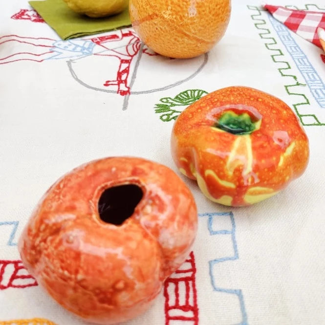 Ceramic Saturn Peach Fruit